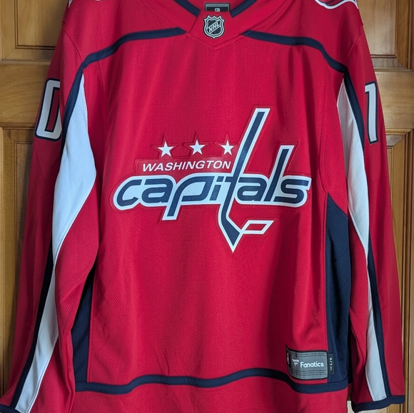 Washington Capitals Braden Holtby #70 Jersey - Picture 2 of 8